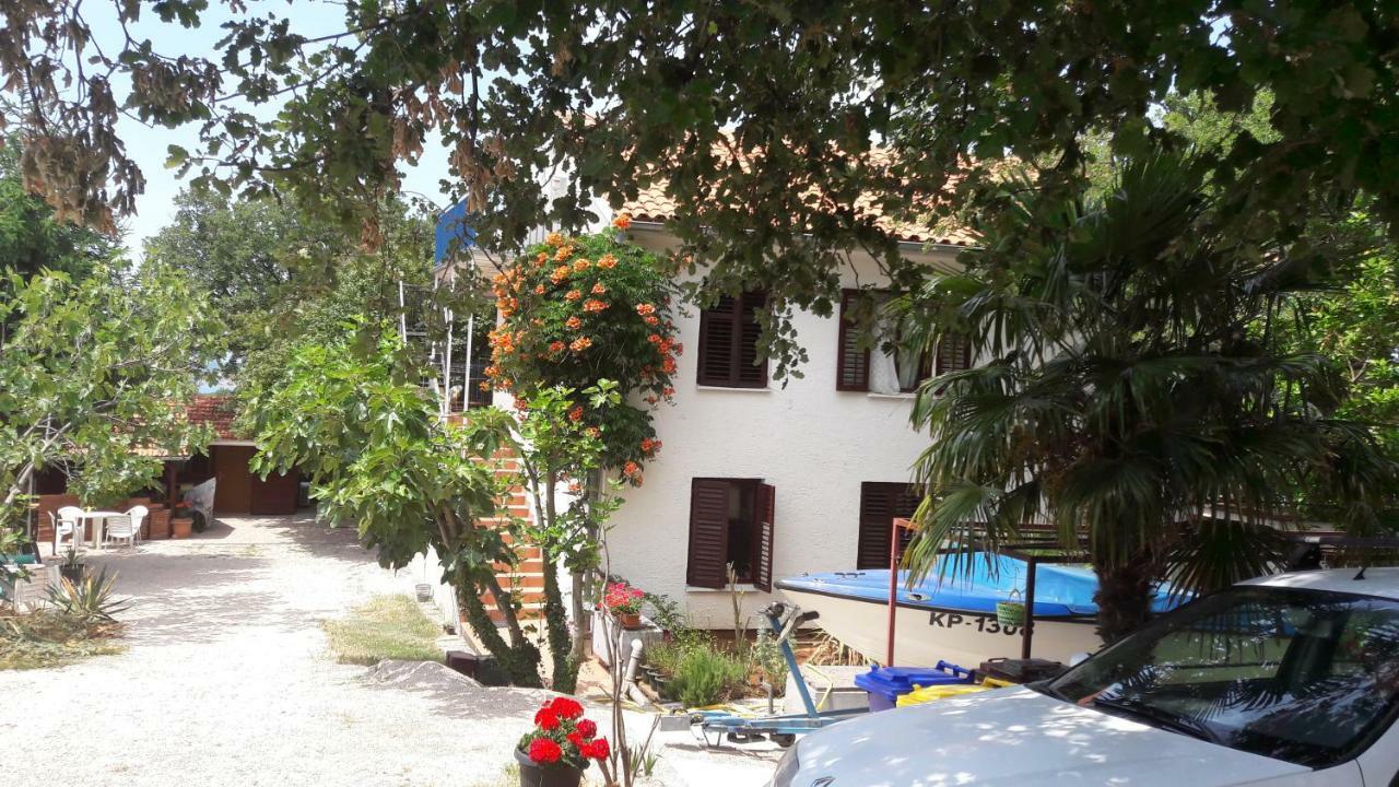 Apartmani Niessner Malinska Exterior photo